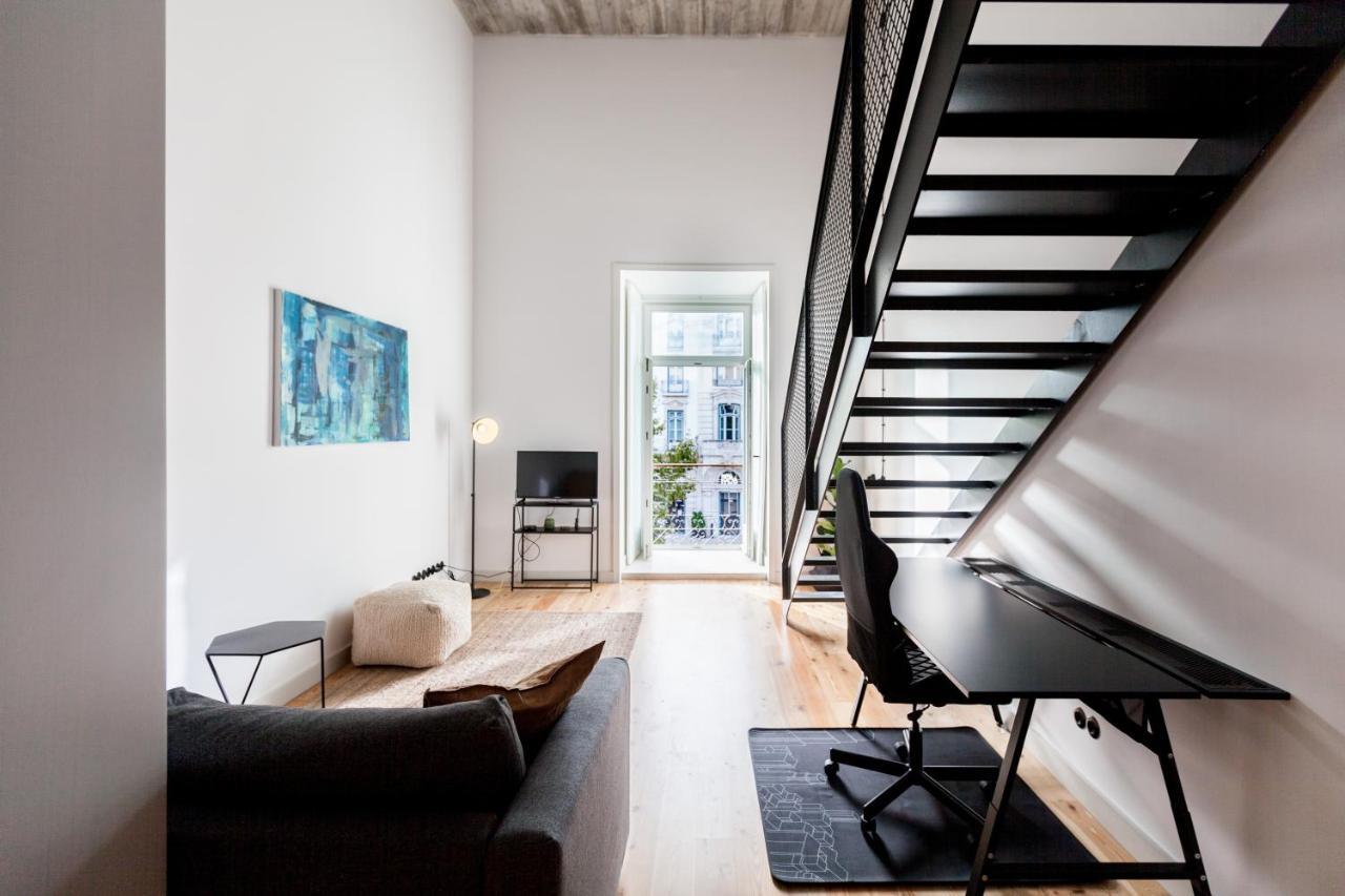 Flh Intendente Industrial Mezzanine With Balcony Lisbon Luaran gambar